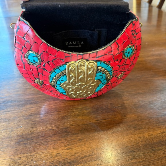 Ramla Handmade Red Morrocan Mosaic Tile Bag with Shoulder Chain - Picture 3 of 8